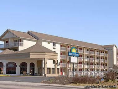 Days Inn By Wyndham Apple Valley Pigeon Forge/Sevierville Zewnętrze zdjęcie